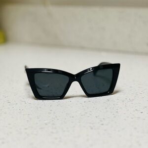 Saint Laurent Beveled Acetate Cat-Eye Sunglasses SL 657-001